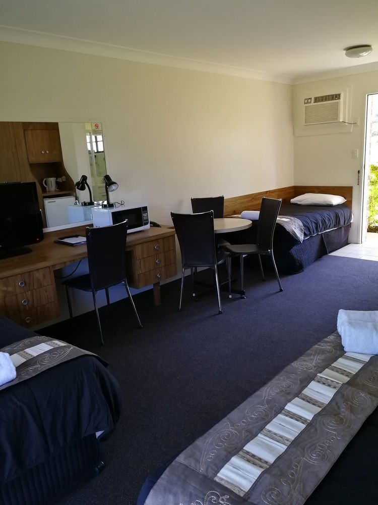 湖畔小屋汽车旅馆 利斯莫尔 外观 照片